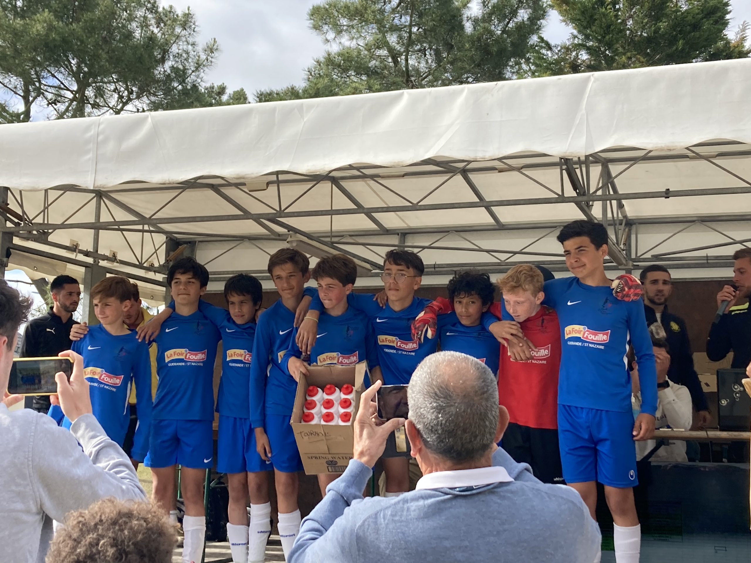Les U13 A remportent le tournoi à Guérande